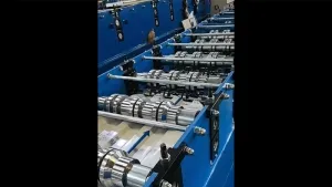 ألواح جدران ببروفايل شرائح (بديل الخشب)، YX24-70.67-425