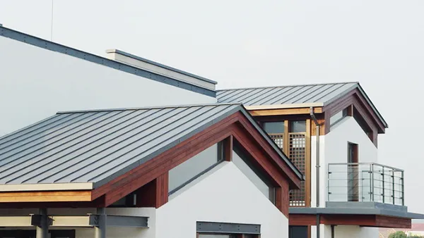 ألواح الساندوتش بانل (ألواح مركبة عازلة)