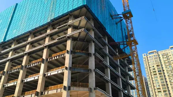 ألواح أرضيات معدنية