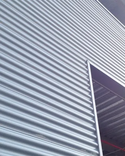 ألواح جدران معدنية ذات تثبيت مخفي