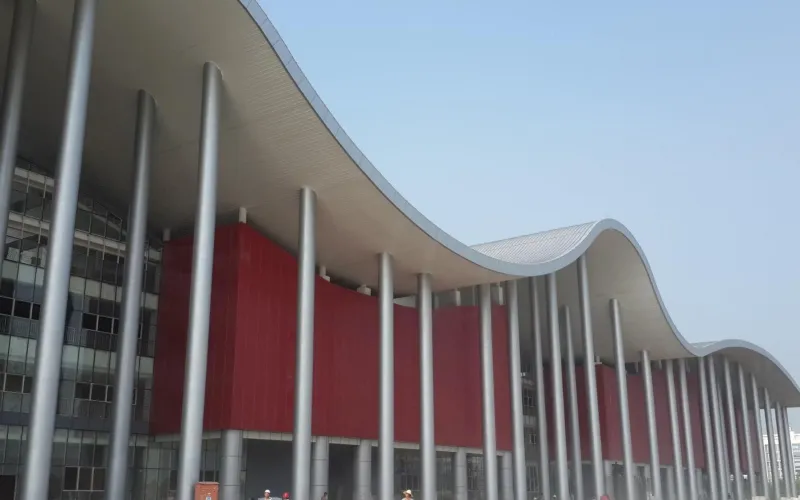مركز ووهان الدولي للمؤتمرات والمعارض Wuhan International Convention and Exhibition Center